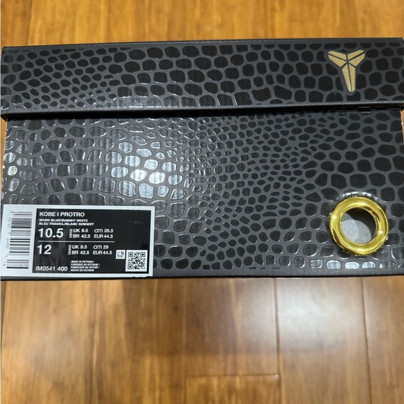 Nike Kobe 1 Protro - Picture 9 of 10